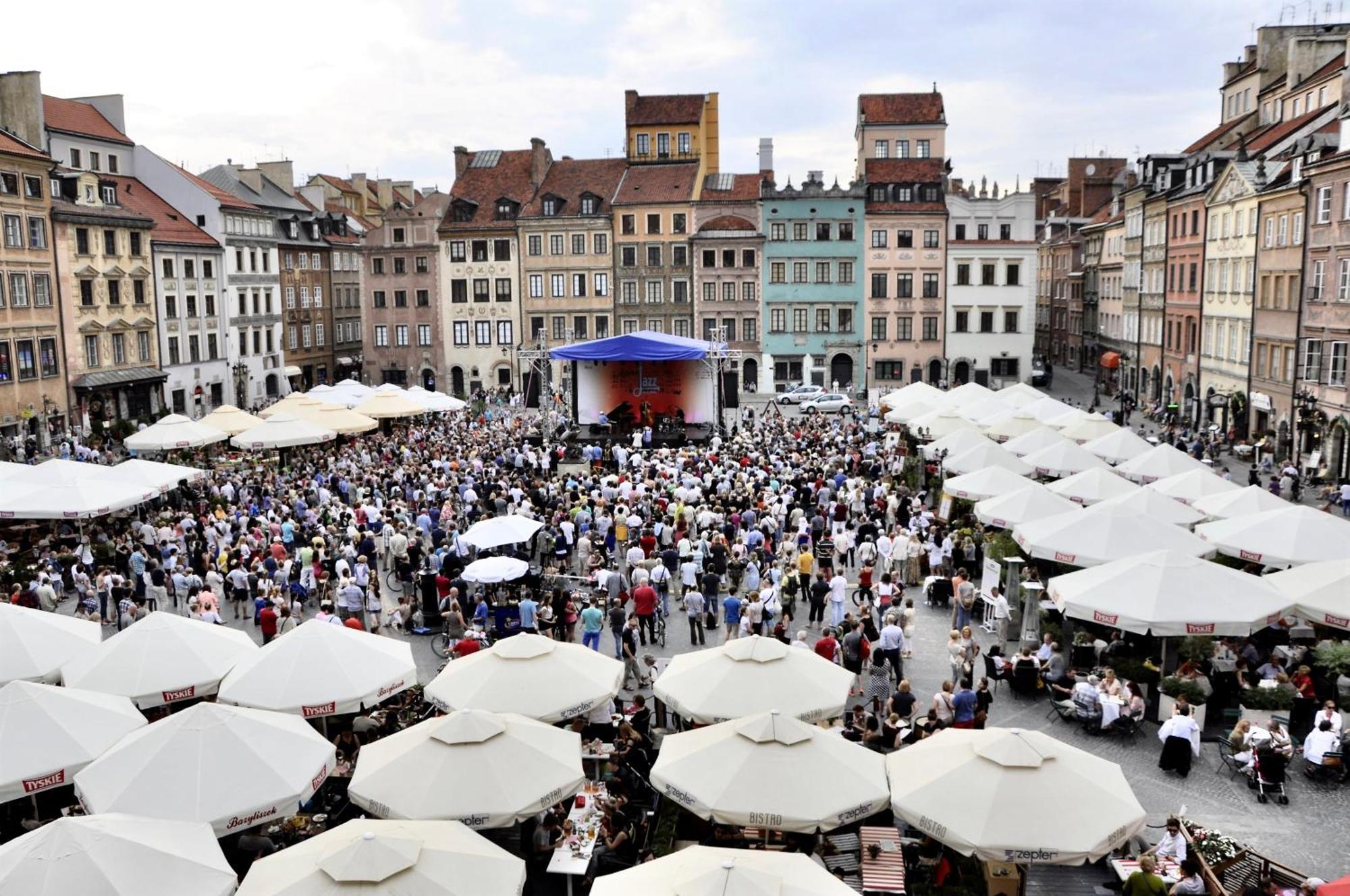 Mondrian Luxury Suites & Apartments Market Square I Warsaw Phòng bức ảnh